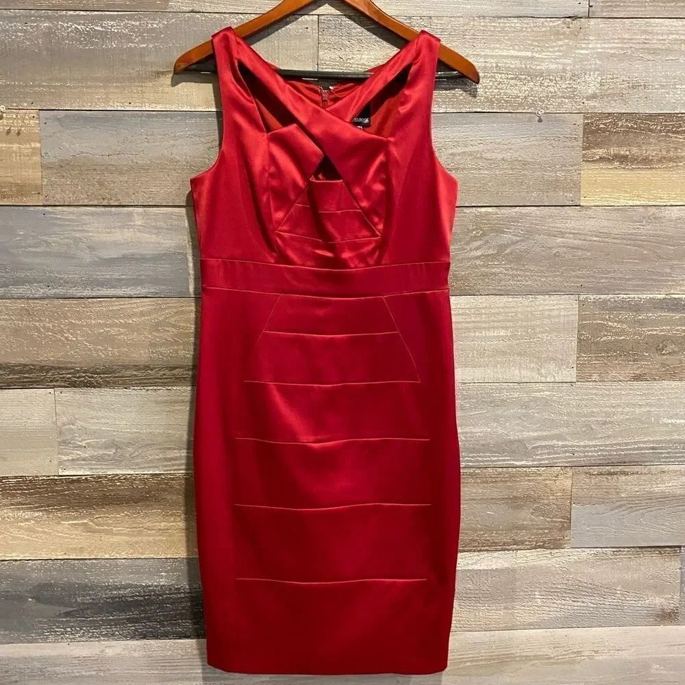 Melrose red “satin” lined body con dress 8 - Picture 2 of 5